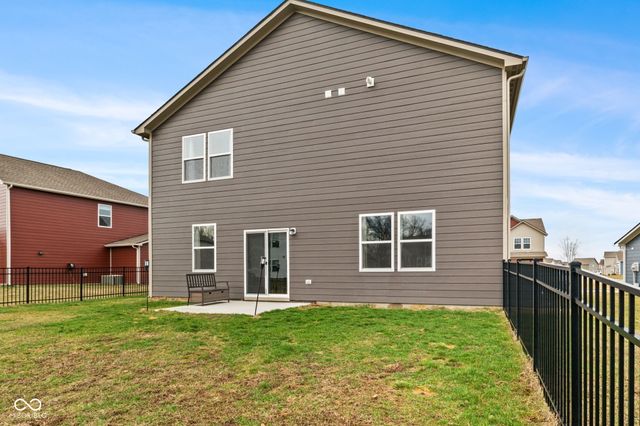 2134 Dixon Creek Drive, Whitestown, IN 46075