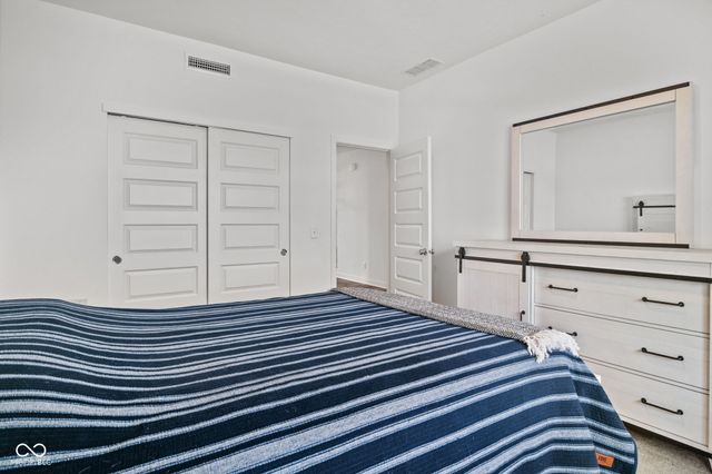 2134 Dixon Creek Drive, Whitestown, IN 46075