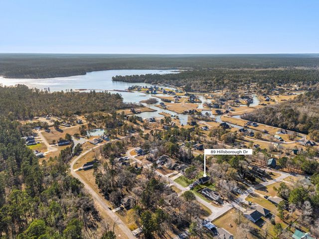 89 Hillsborough Drive, Huntsville, TX 77340