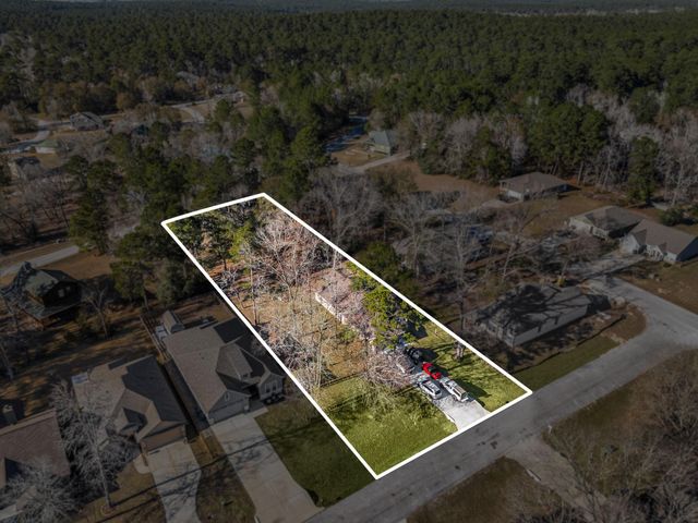 89 Hillsborough Drive, Huntsville, TX 77340