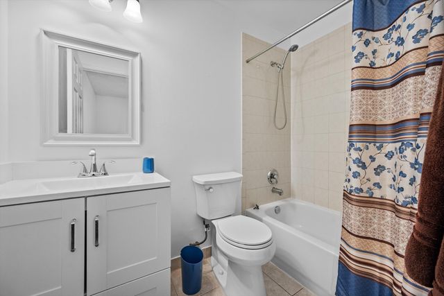 5072 Palmbrooke Circle, West Palm Beach, FL 33417
