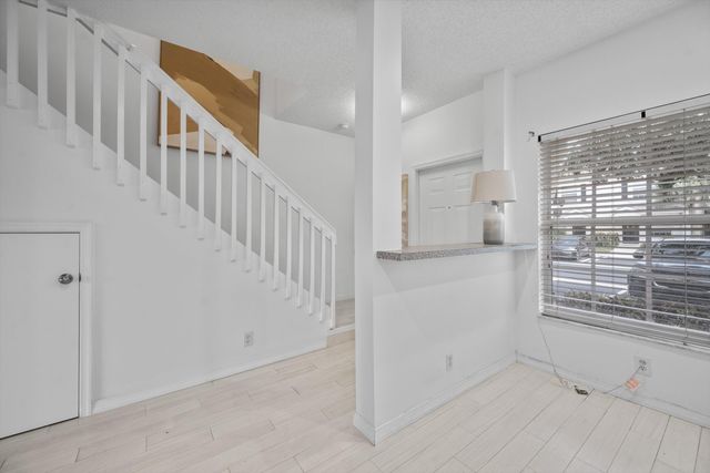 5072 Palmbrooke Circle, West Palm Beach, FL 33417