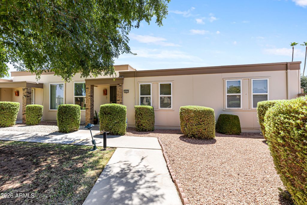 10016 W Hawthorn Drive, Sun City, AZ 85351 — photo 2