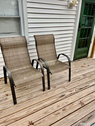 657 Naugatuck Avenue, Milford, CT 06461