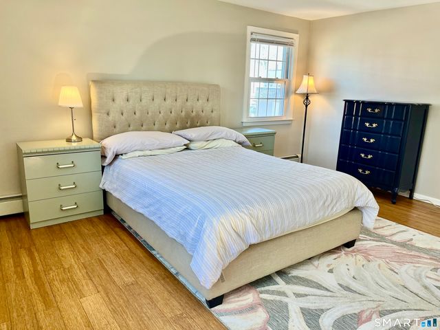 657 Naugatuck Avenue, Milford, CT 06461