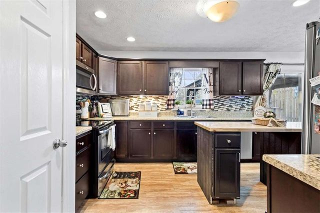 916 Marshall Fuller Road, Dallas, GA 30157