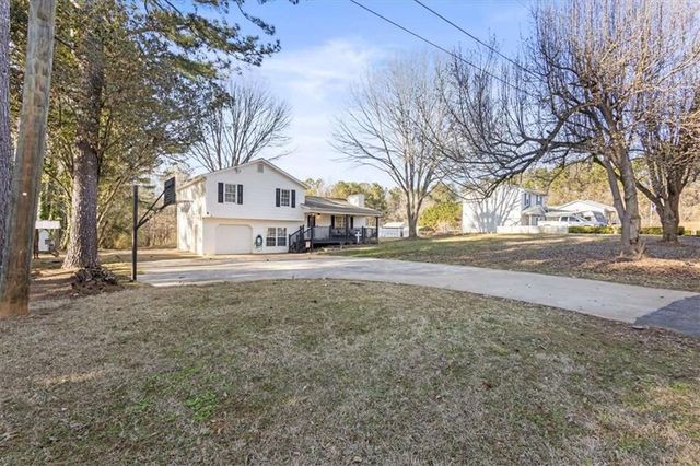 916 Marshall Fuller Road, Dallas, GA 30157