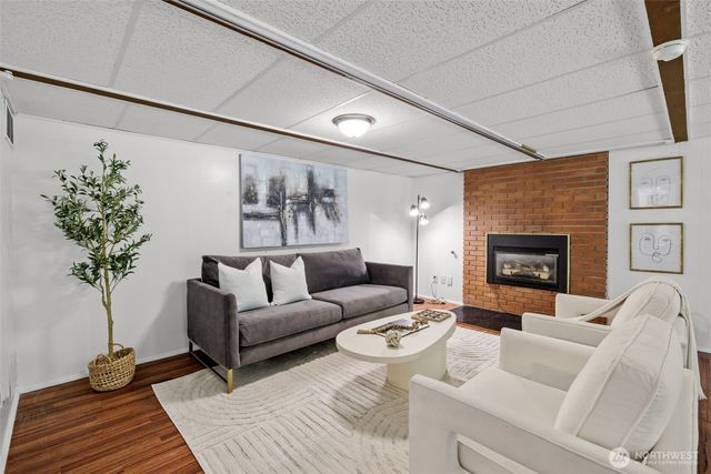 30108 2nd Avenue SW, Federal Way, WA 98023