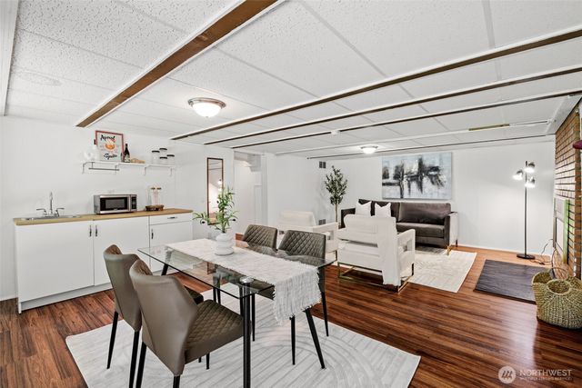 30108 2nd Avenue SW, Federal Way, WA 98023