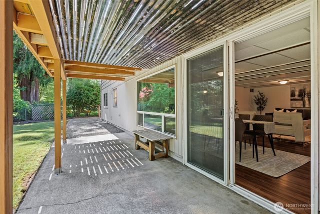 30108 2nd Avenue SW, Federal Way, WA 98023