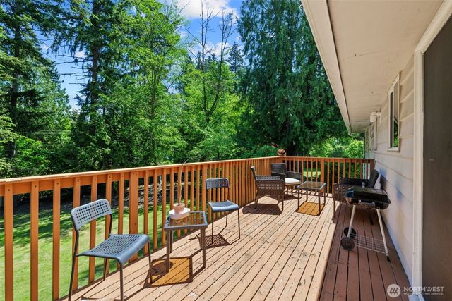 30108 2nd Avenue SW, Federal Way, WA 98023