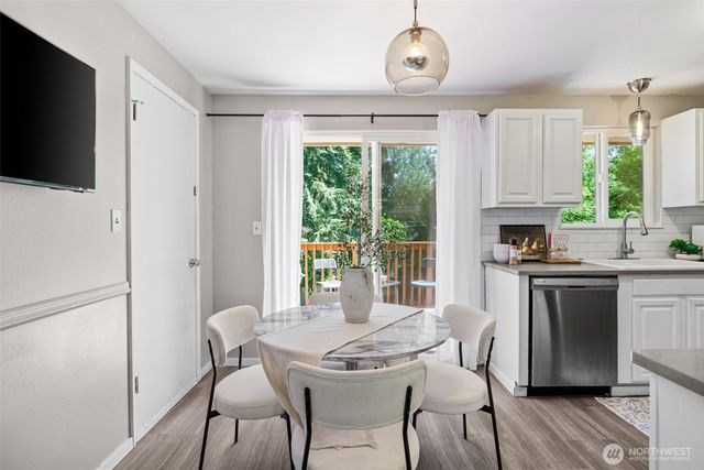 30108 2nd Avenue SW, Federal Way, WA 98023