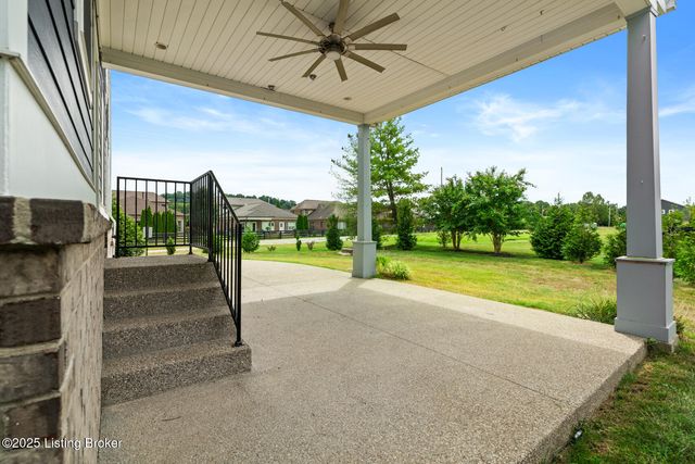 1700 Anchorage Ct, Prospect, KY 40059