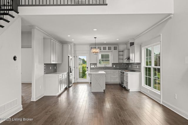 1700 Anchorage Ct, Prospect, KY 40059