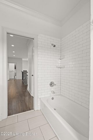 1700 Anchorage Ct, Prospect, KY 40059