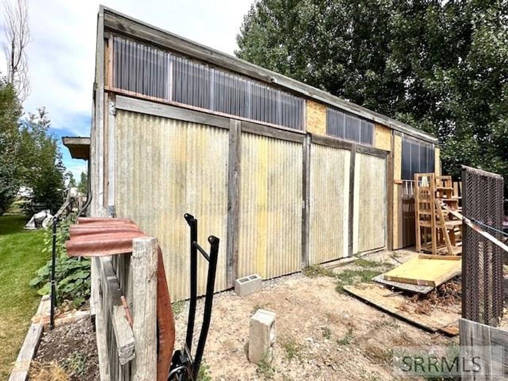 Image 30 of property listing at 2 N 3737 E, Rigby, ID 83442