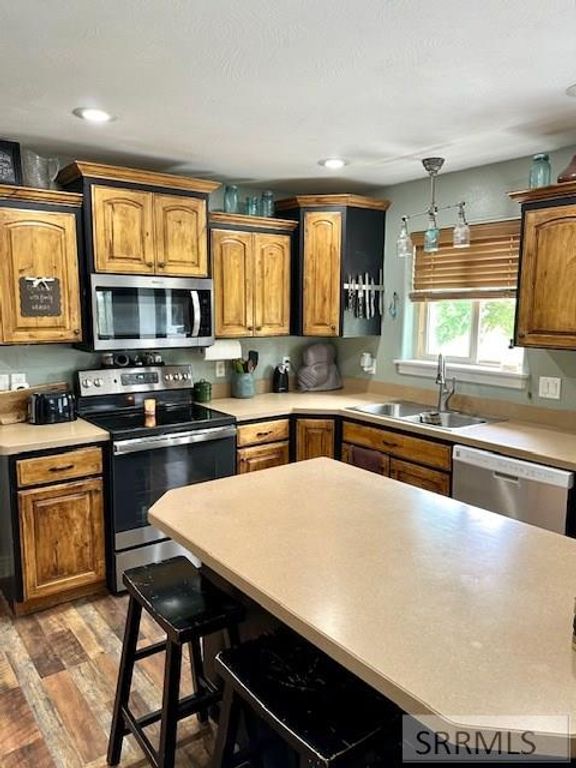 Image 5 of property listing at 2 N 3737 E, Rigby, ID 83442