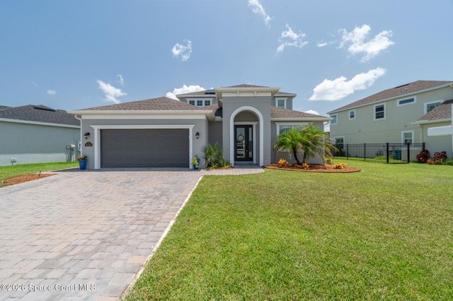 8205 Millbrook Avenue, Melbourne, FL 32940