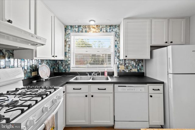 23595 E BEACH DR, Lewes, DE 19958