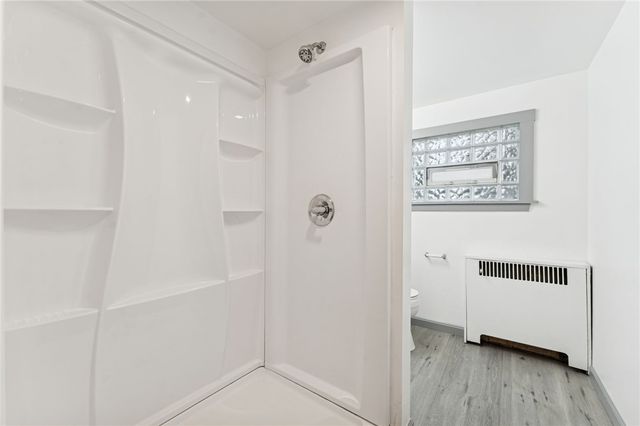 1706 Rhine St, Spring Hill, PA 15212