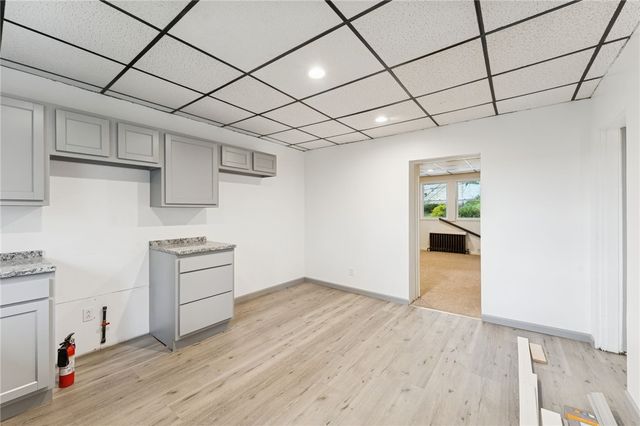 1706 Rhine St, Spring Hill, PA 15212