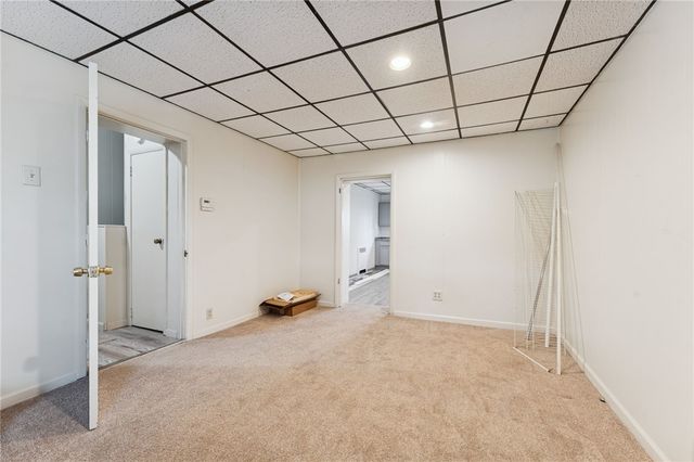 1706 Rhine St, Spring Hill, PA 15212