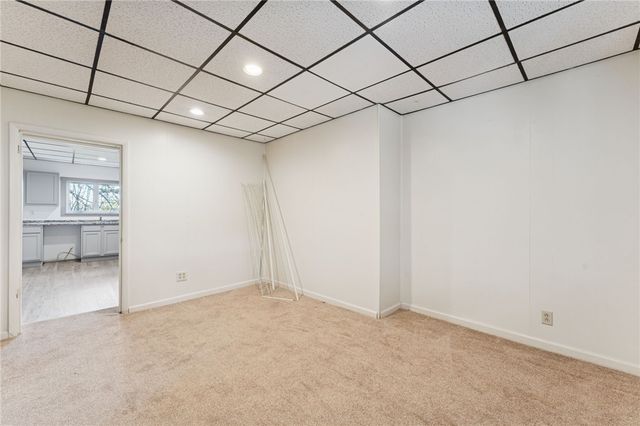 1706 Rhine St, Spring Hill, PA 15212