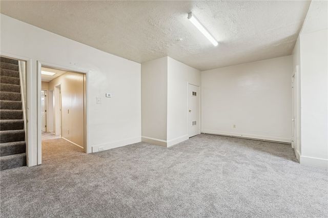 1706 Rhine St, Spring Hill, PA 15212