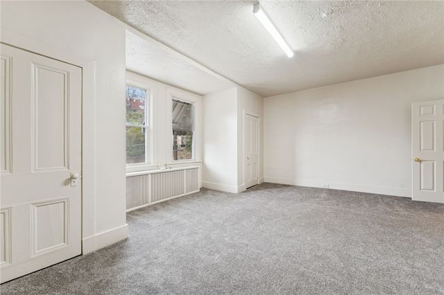 1706 Rhine St, Spring Hill, PA 15212