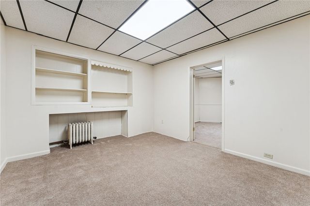 1706 Rhine St, Spring Hill, PA 15212