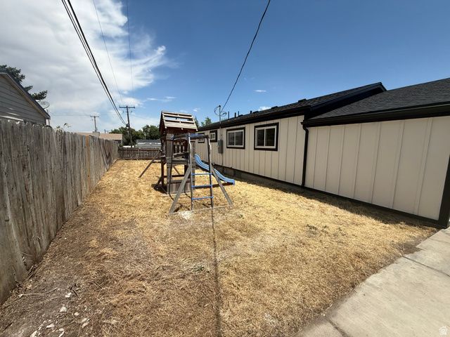 4996 S 4015 W, Taylorsville, UT 84129