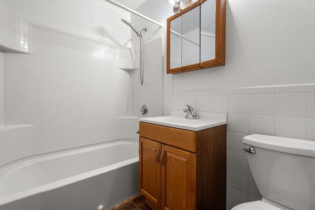 90 High St 309, Dedham, MA 02026