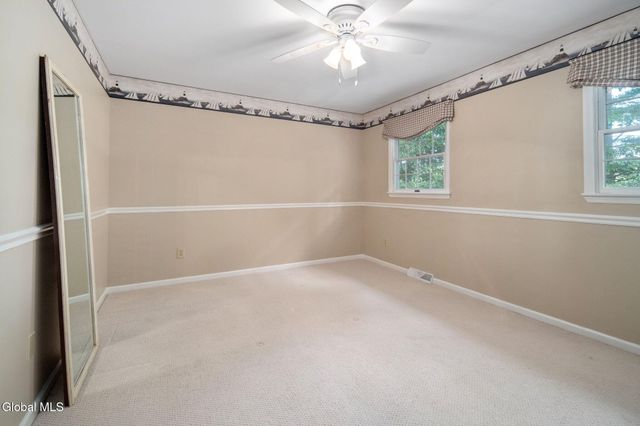 3061 New Williamsburg Drive, Guilderland, NY 12303