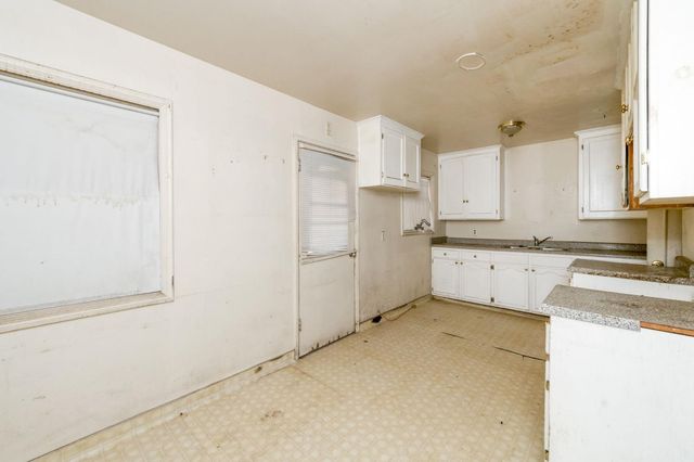 2568 S Lotus Avenue, Fresno, CA 93706