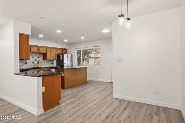 2219 N 74th Place, Scottsdale, AZ 85257
