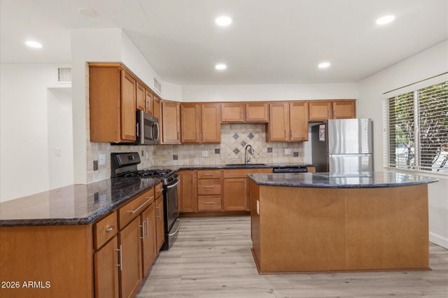 2219 N 74th Place, Scottsdale, AZ 85257