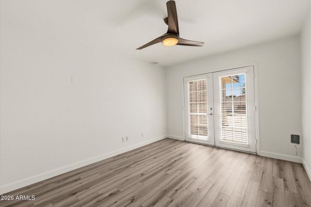 2219 N 74th Place, Scottsdale, AZ 85257