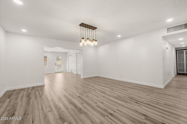 2219 N 74th Place, Scottsdale, AZ 85257