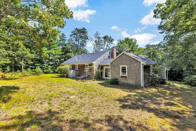 804 Putnam Ave, Barnstable, MA 02635