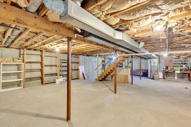 804 Putnam Ave, Barnstable, MA 02635
