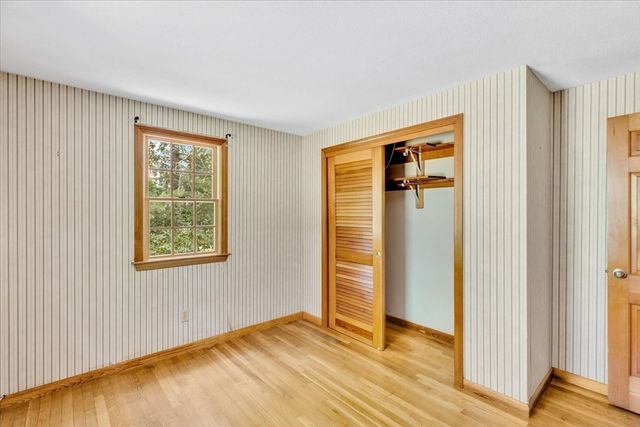 804 Putnam Ave, Barnstable, MA 02635