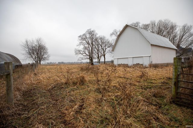 14229 Juniper Road, Argos, IN 46501