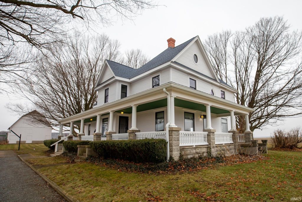 14229 Juniper Road, Argos, IN 46501