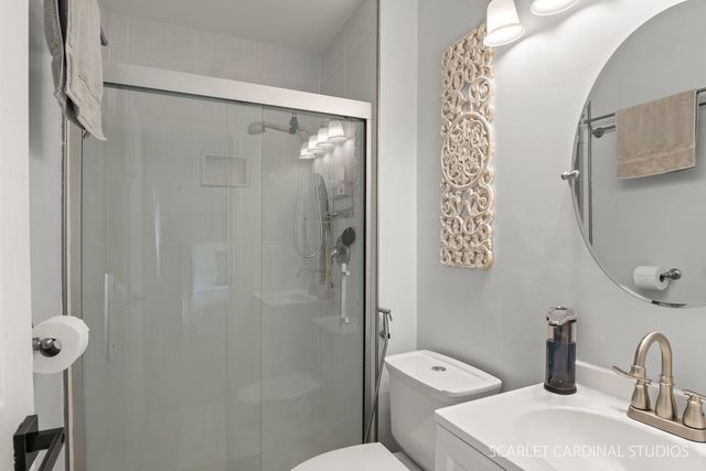 20 Shore Drive, Schaumburg, IL 60193