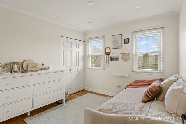 20 Shore Drive, Schaumburg, IL 60193