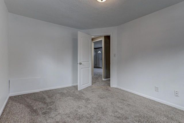 623 HUNTERS POINT ROAD, Neenah, WI 54956