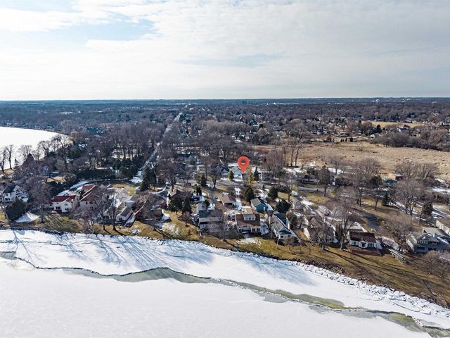 623 HUNTERS POINT ROAD, Neenah, WI 54956