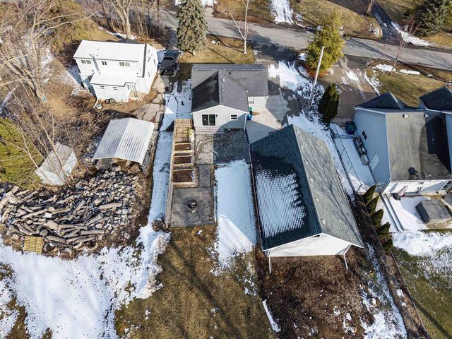 623 HUNTERS POINT ROAD, Neenah, WI 54956