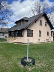 1040 N 1ST STREET, Wisconsin Rapids, WI 54494