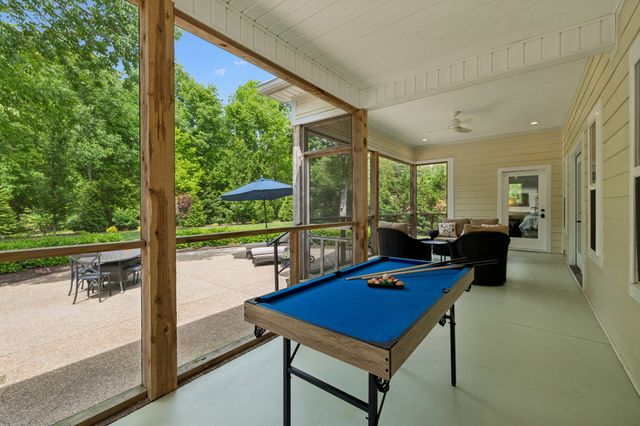 1331 Camp Ravine Rd, Burns, TN 37029